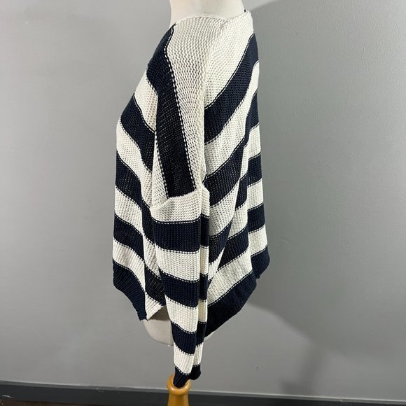 H&M Blue Cream Striped Knit V‎ Neck Sweater (S) - Picture 4 of 8